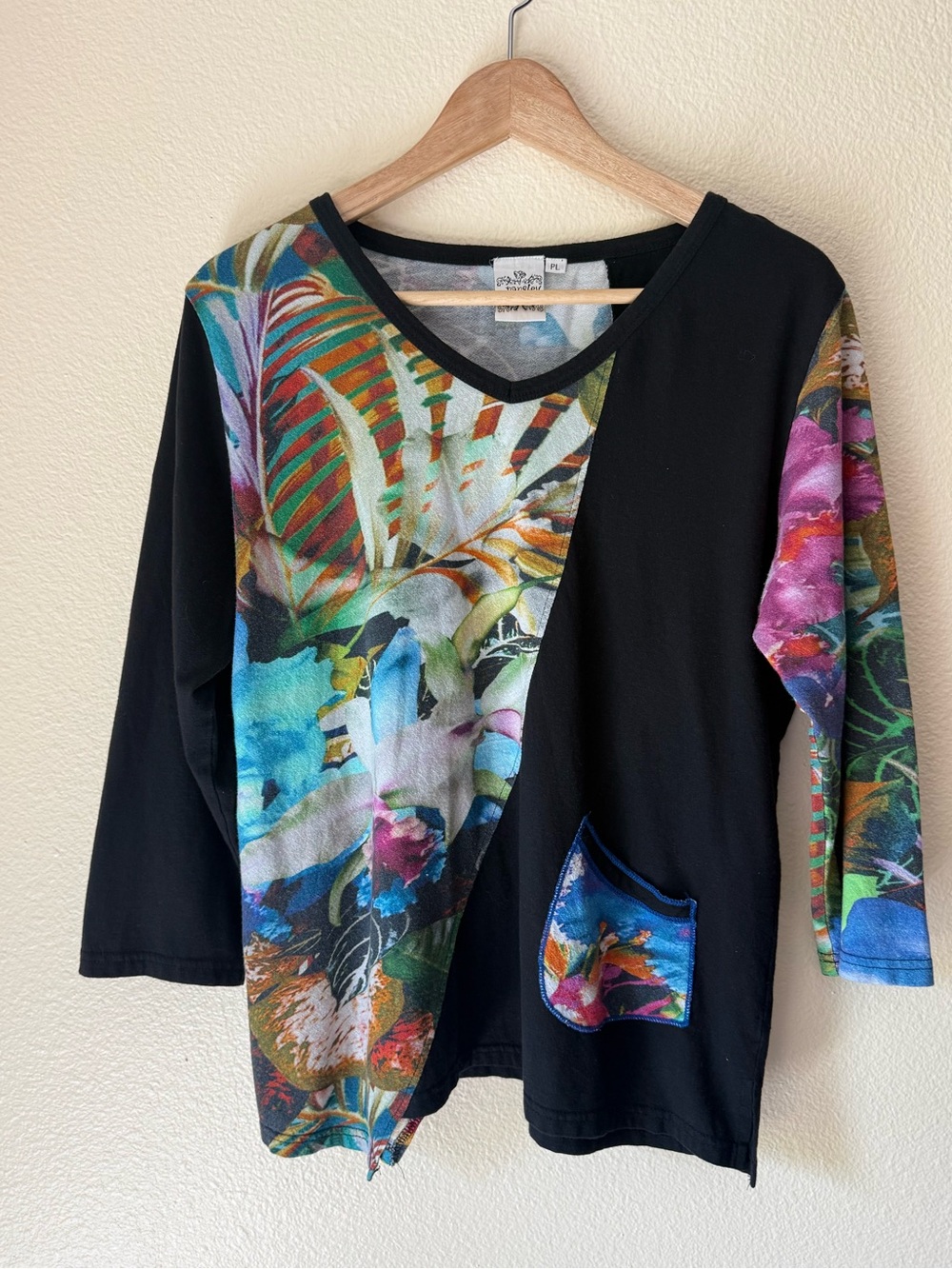 Parsley & Sage Black V-Neck Top with Multicolor Tropical Print Accents